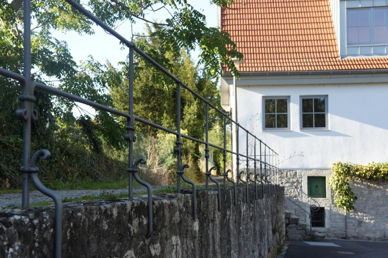 wunderschöne Ferienwohnung in Winterhausen mit Küche, Bad und Piano Exterior foto